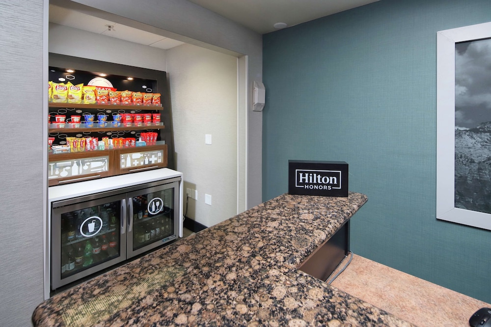 Hampton Inn Sierra Vista - photo 38