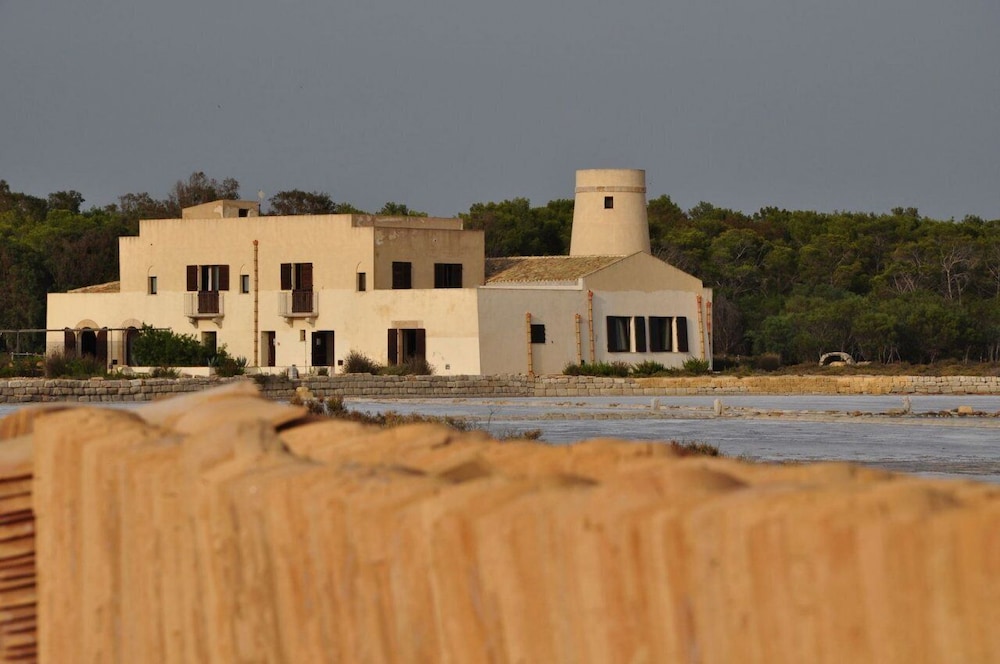 Isola Lunga Salt Resort in Marsala, Italy