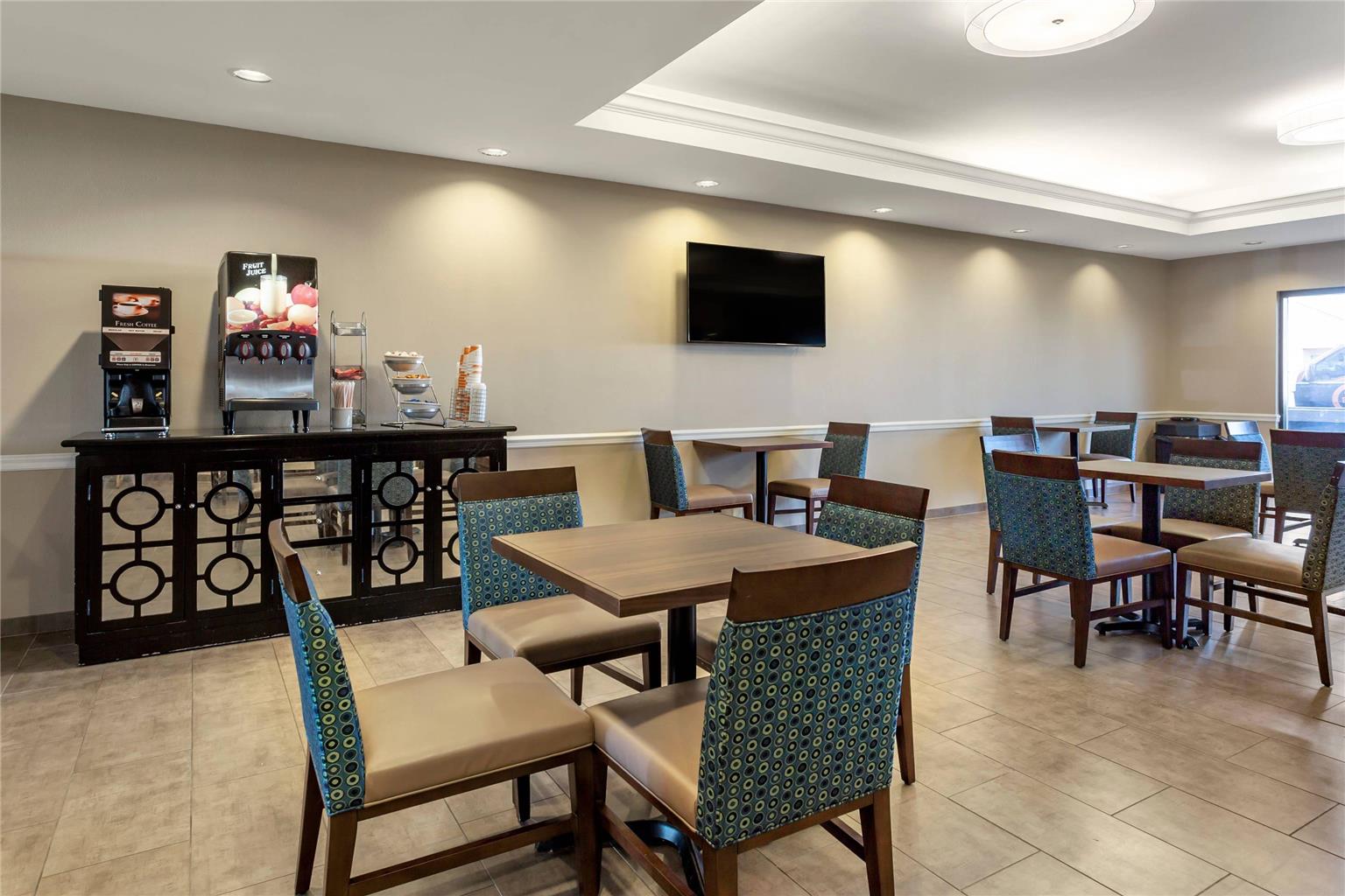 Comfort Suites Southaven Memphis South - photo 24