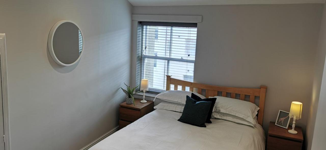 17 South Street Top Flat