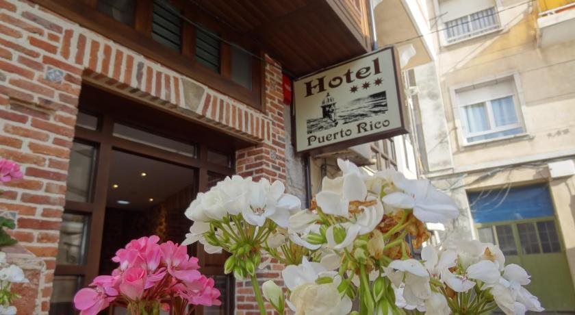 Hotel Puerto Rico — Llanes