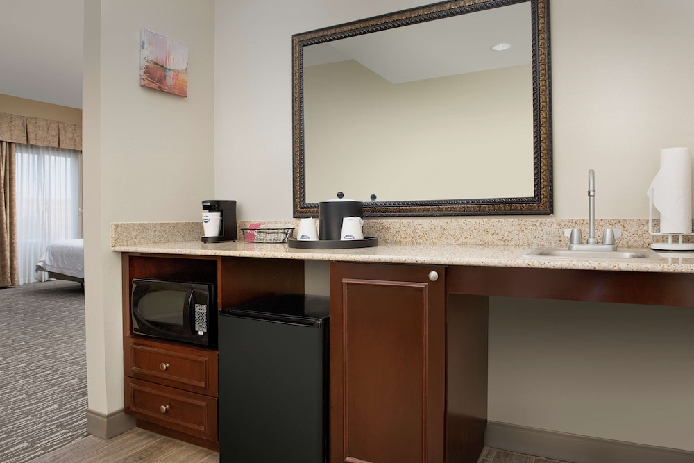 Hampton Inn & Suites Lakeland South Polk Parkway - photo 19