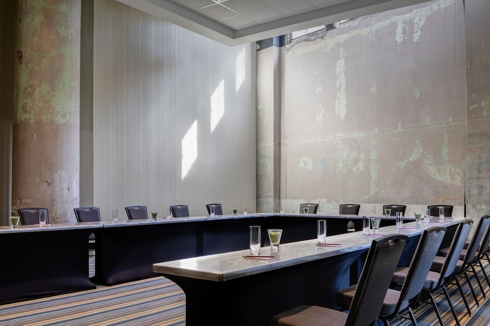 Aloft Dallas Downtown - photo 38