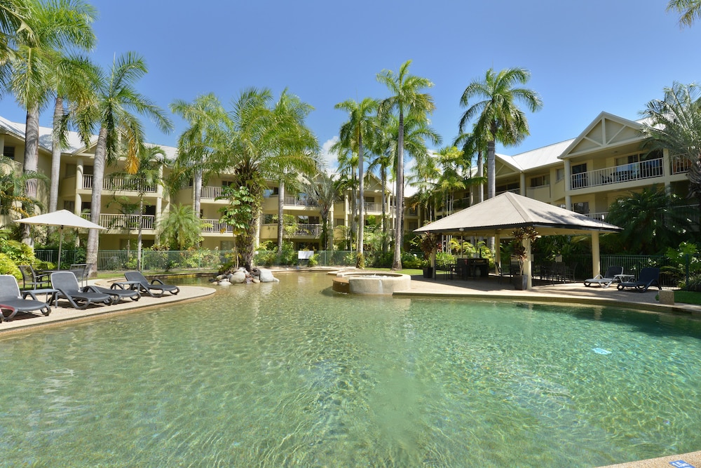 Seascape Holidays Sands Resort — Port Douglas