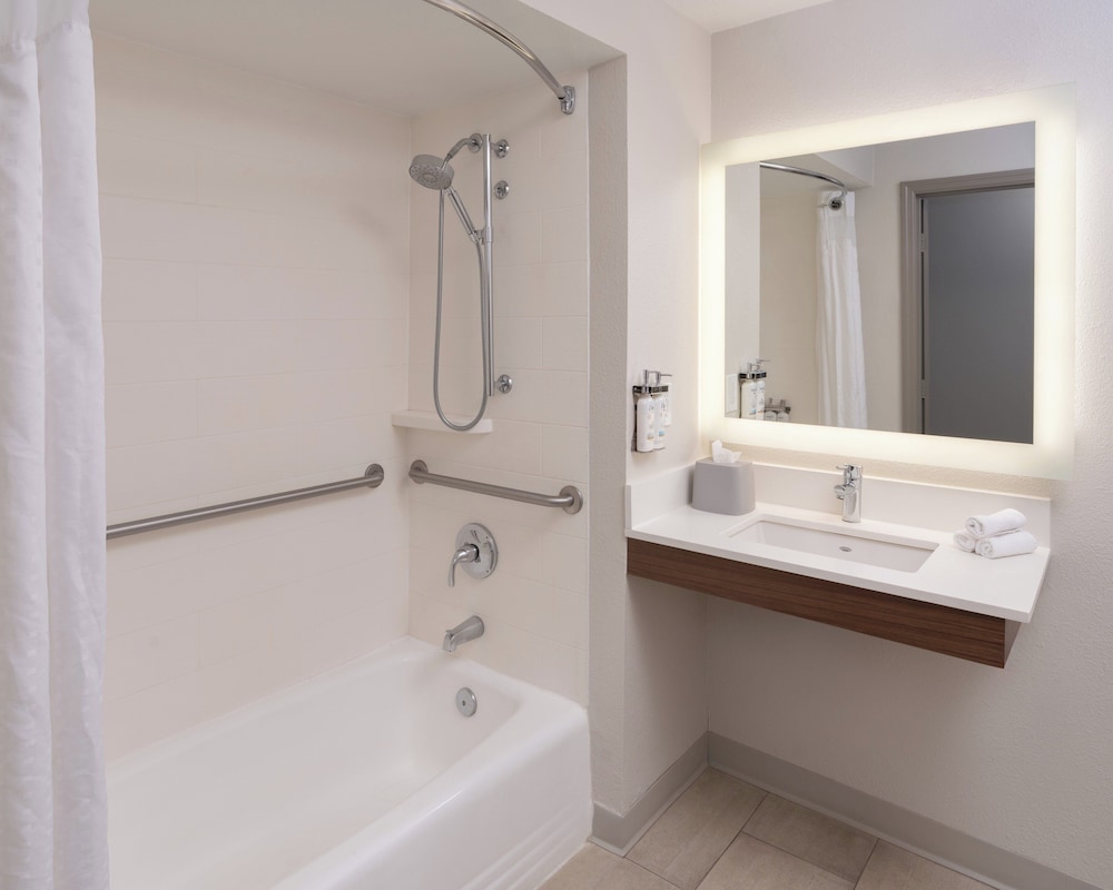 Holiday Inn Express Orlando International Airport by IHG - photo 15