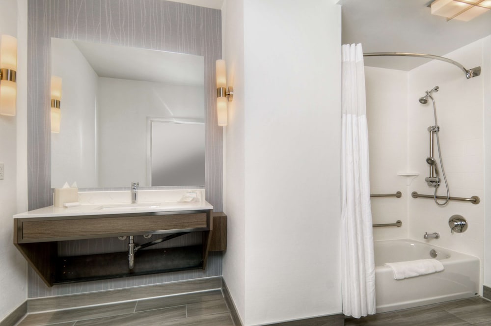 Hilton Garden Inn Livermore - photo 36