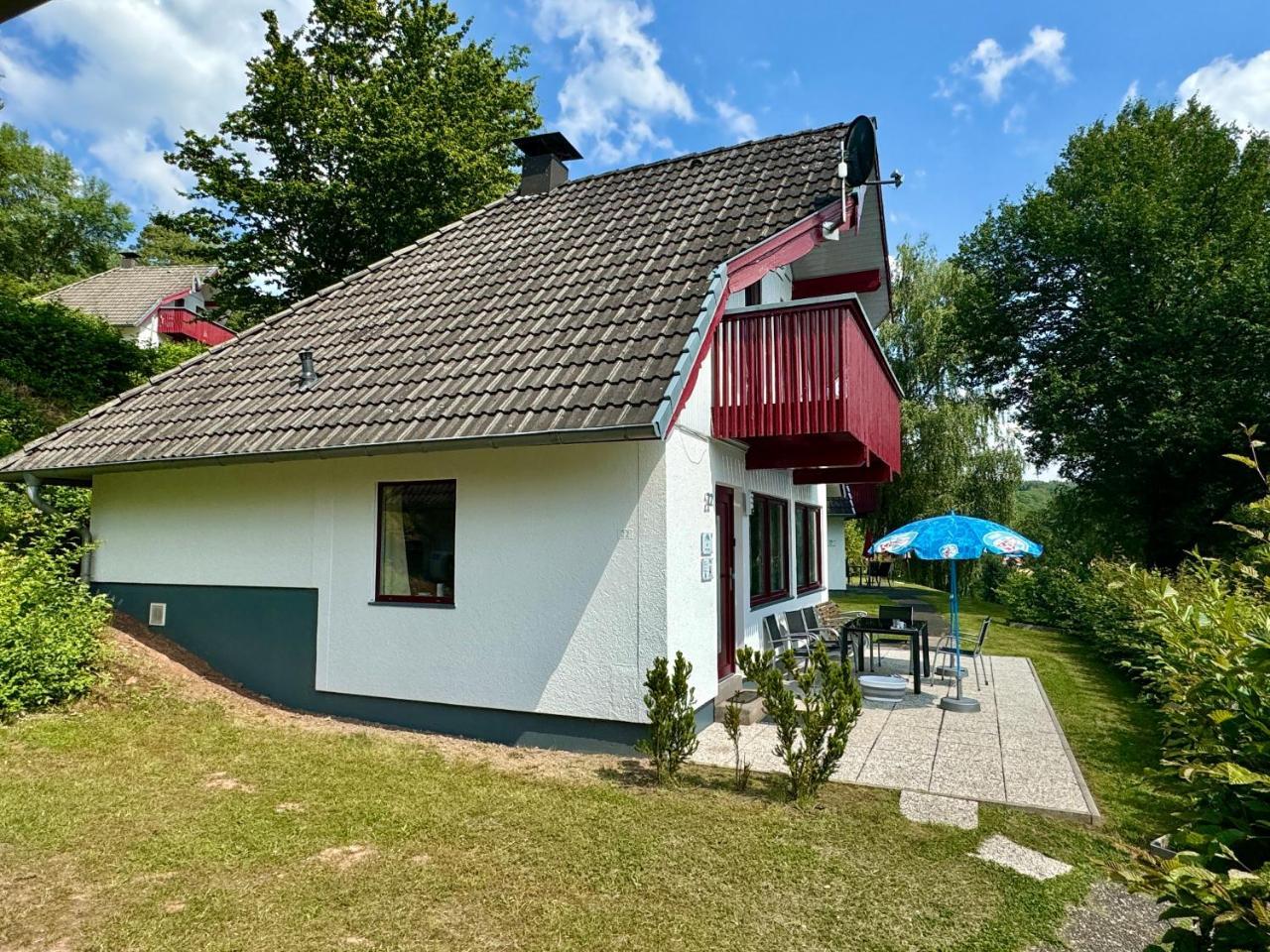 Ferienhaus 22 Mit Seeblick Und Garten Bis 6 Personen — Kirchheim