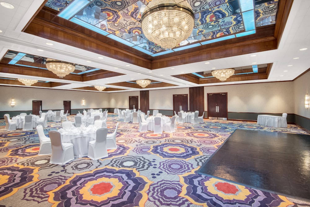 Crowne Plaza Hotel Hickory by IHG - photo 20