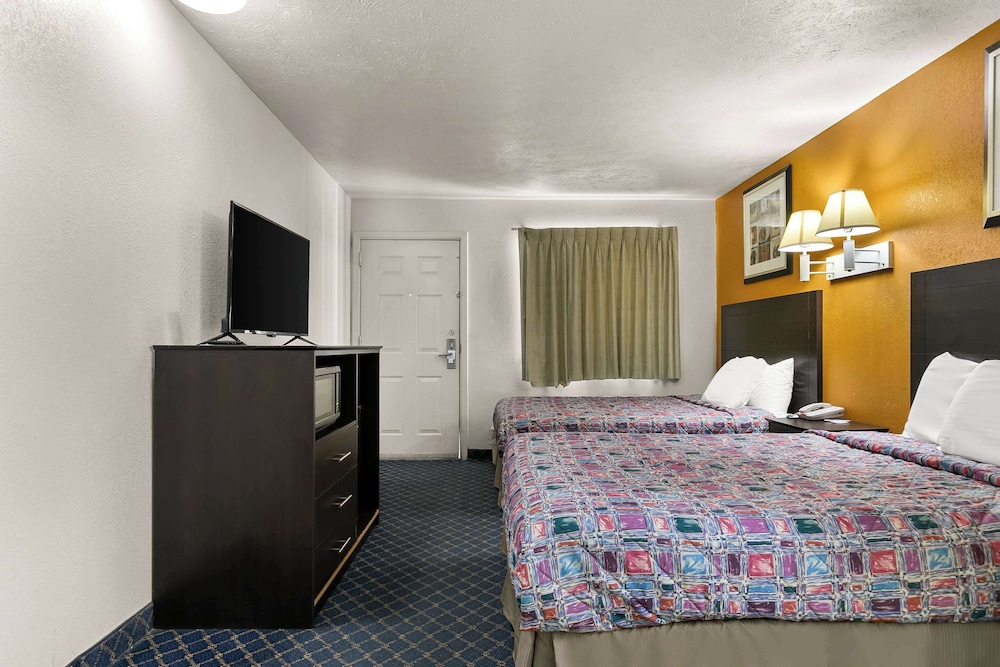 Americas Best Value Inn Lincoln - photo 10