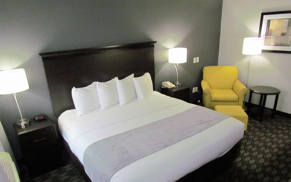 Oak Hill Inn & Suites - photo 32