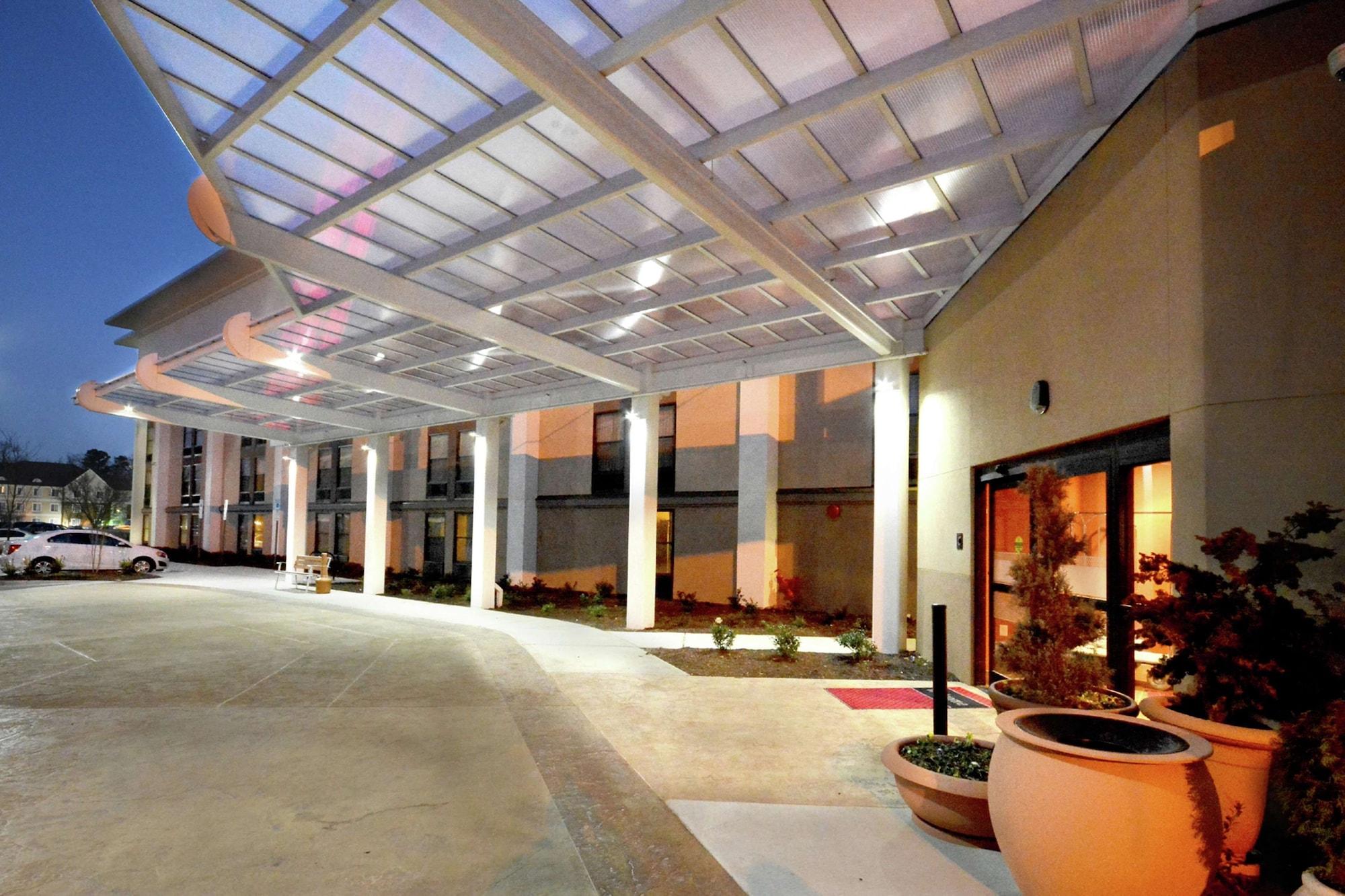 Hampton Inn Raleigh Durham Airport - featured photo