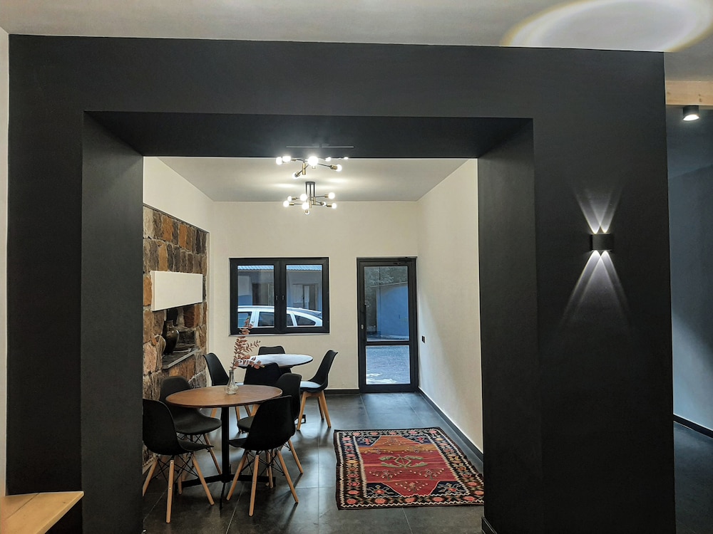 Innwoods Hotel in Alaverdi, Armenia