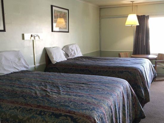 Aristocrat Motor Inn - photo 12