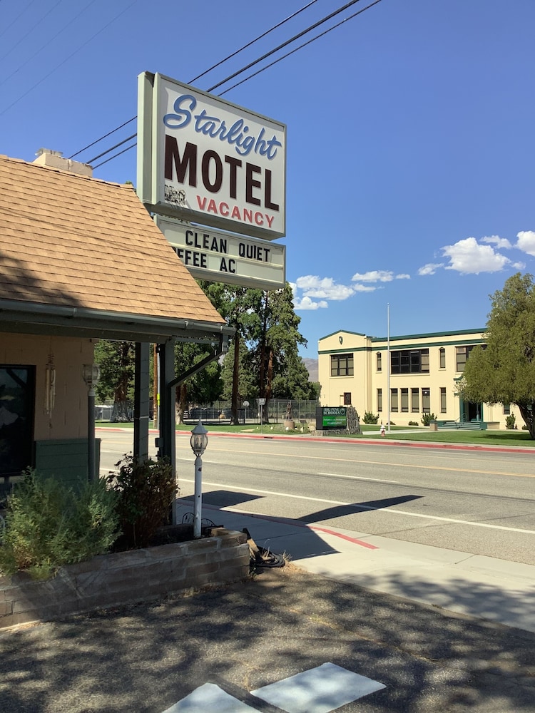Starlight Motel - photo 17