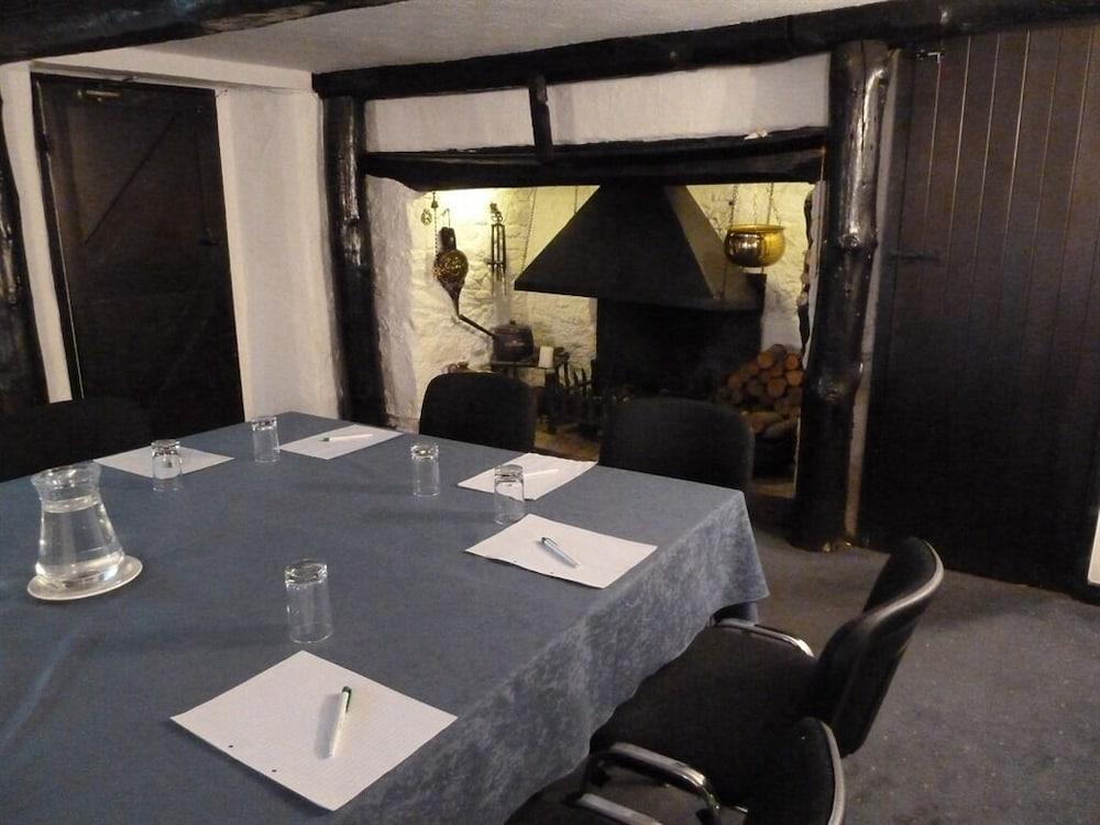 Apple Tree Hotel — Bridgwater — photo 4