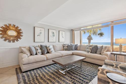 1012 Captain’s Court in Unknown City, United States