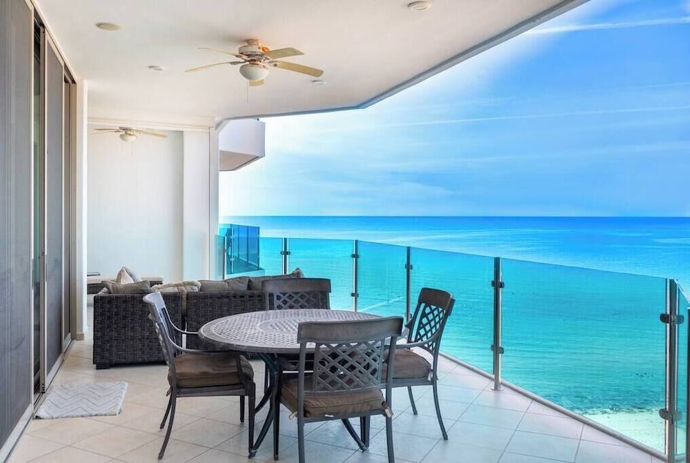 2BR Beachfront Condo on Sandy Beach #703 — 4-Star Luxury Hotel in Puerto Penasco, Mexico