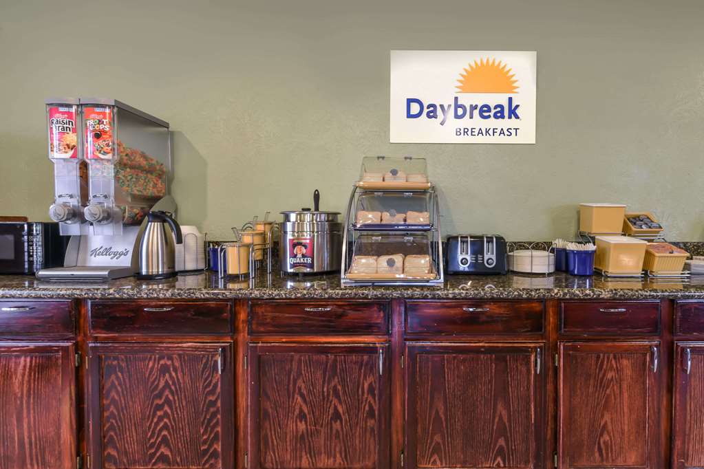 Days Inn by Wyndham Granbury - photo 36