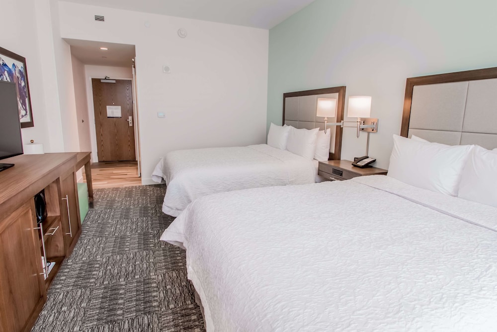 Hampton Inn & Suites Panama City Beach Beachfront - photo 40