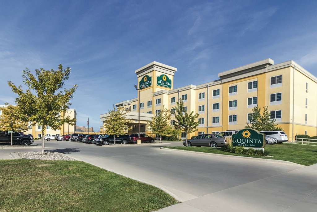 La Quinta Inn & Suites by Wyndham Fargo Medical Center - photo 4