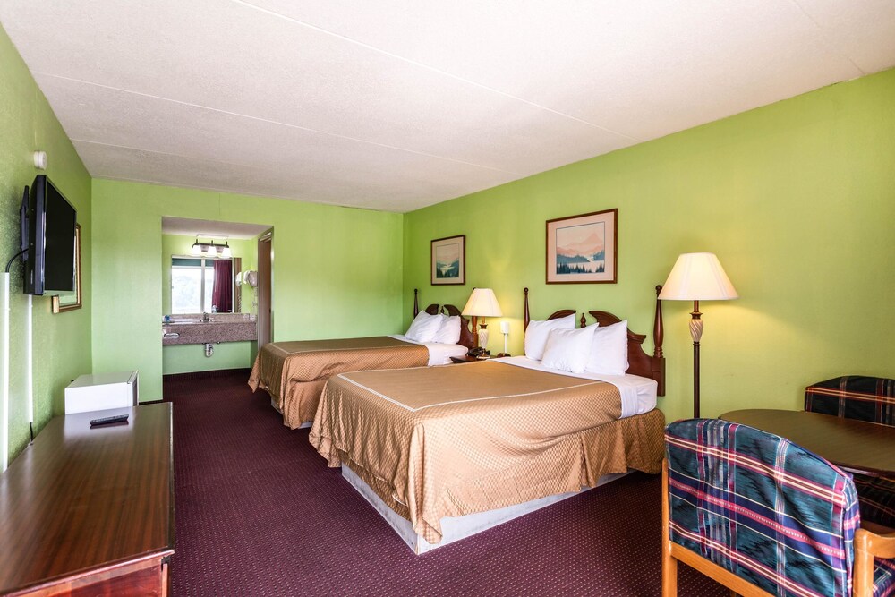 FairBridge Inn Express Renfro Valley - photo 15