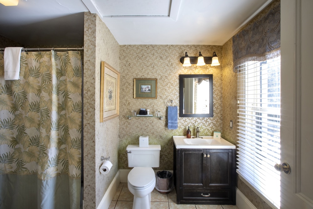 Foley House Inn - photo 98