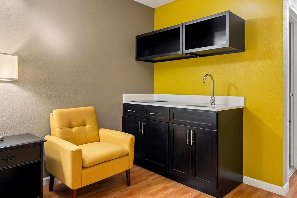 Signature Inn Danville - photo 37