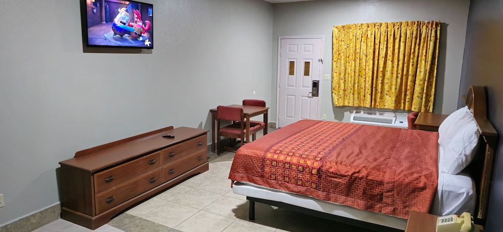 Texas Inn and Suites RGV - photo 18