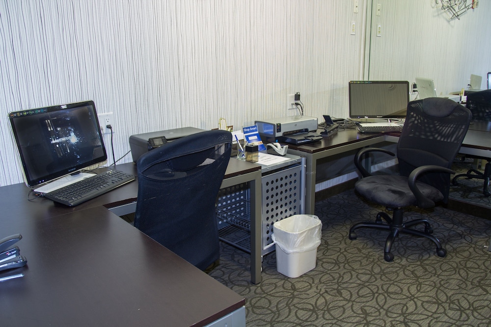 Holiday Inn Express Wenatchee by IHG - photo 56