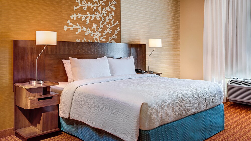 Fairfield Inn & Suites by Marriott Pittsburgh Downtown - photo 4