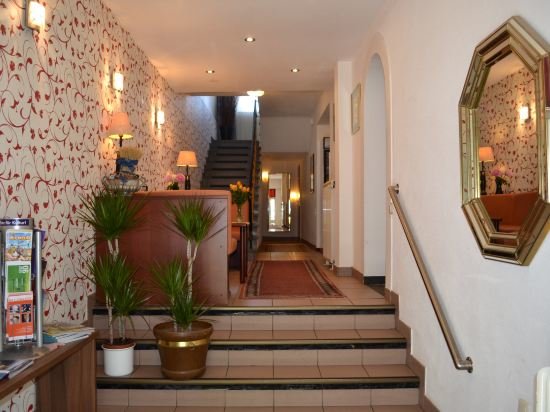 Minerva Hotel — Duesseldorf — photo 3
