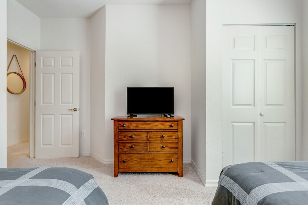 West Lucaya Resort 3 Bedroom Vacation Townhome - photo 7