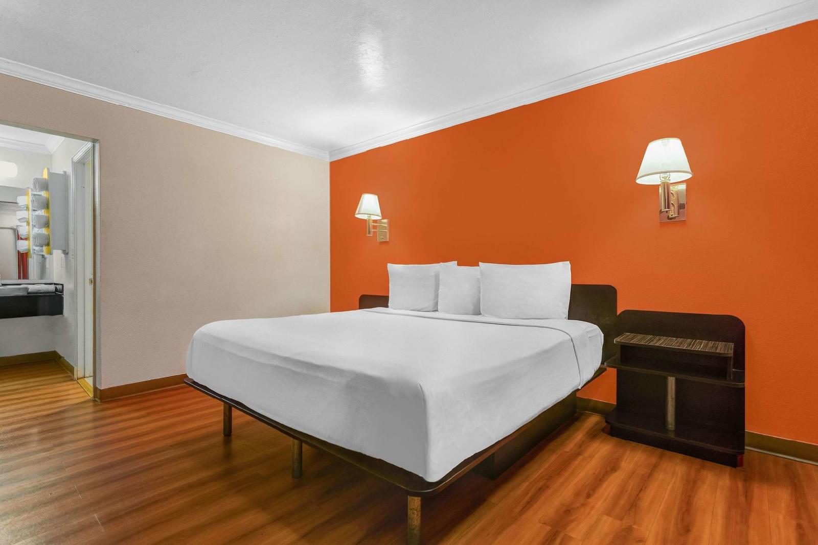 Motel 6 Salt Lake City Central - photo 13