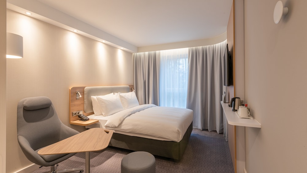 Holiday Inn Express Hotel & Suites Schulenburg by IHG - photo 32