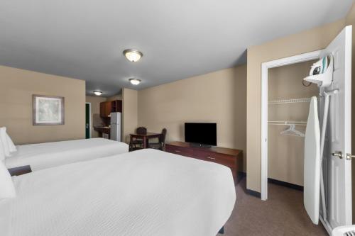Risewell Kitchen Suites Pleasanton - photo 14