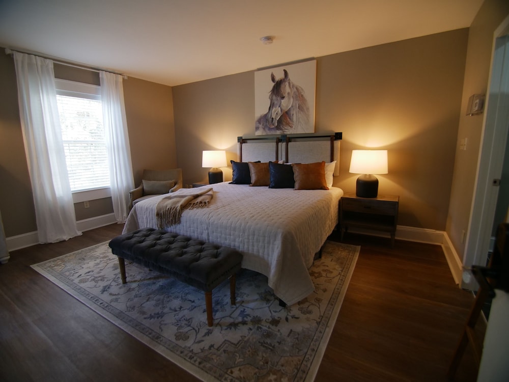 The Capitol Inn Tallahassee - photo 17