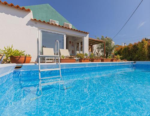 Casa Pinhão — 4-Star Luxury Hotel in Sesimbra, Portugal