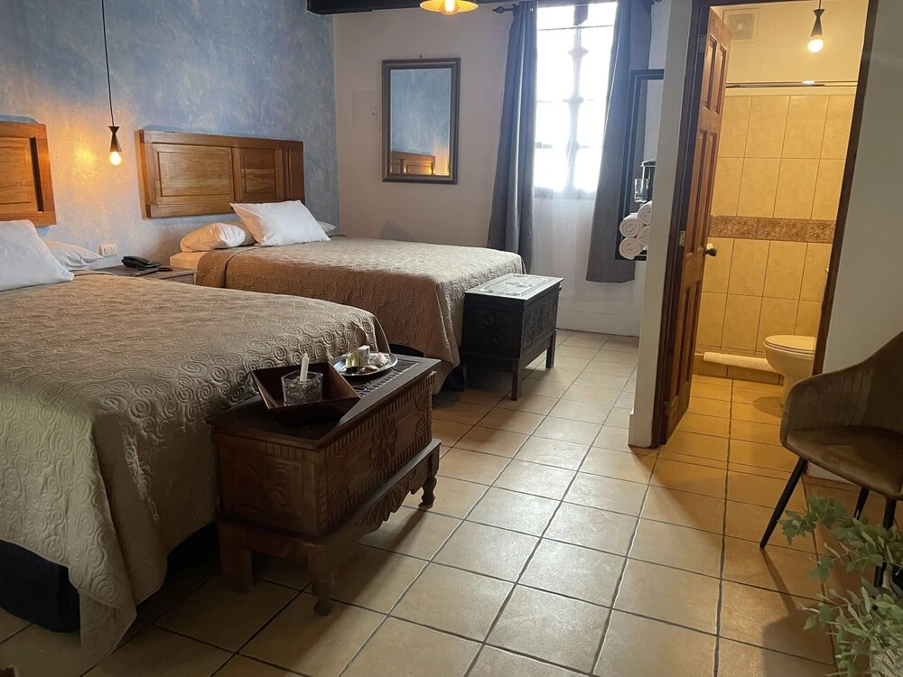 Hotel Cacique Real La Merced — Antigua Guatemala — photo 3