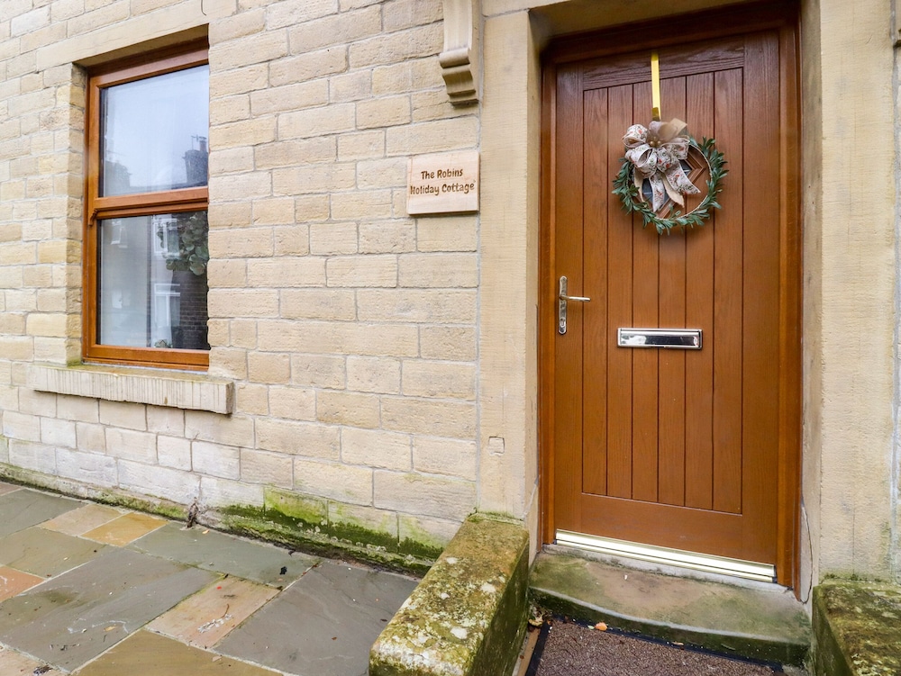 The Robins Holiday Cottage — 4-Star Luxury Hotel in Keighley, United Kingdom