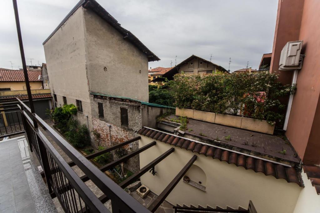 B&B Corte Sul Naviglio Cin I T 0 1 5 0 7 0 C 1 3 X U I L Q C V — 4-Star Luxury Hotel in Cernusco Sul Naviglio, Italy