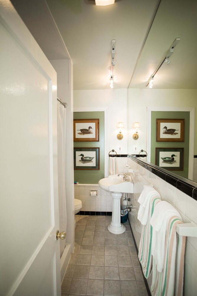 Haddonfield Inn - photo 41