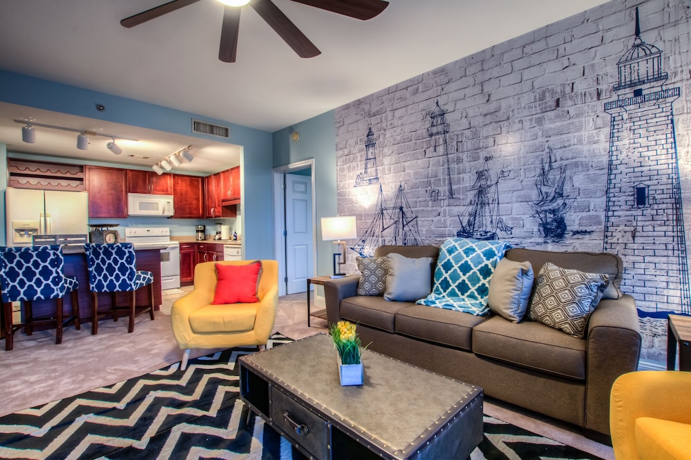 Laketown Wharf Resort by Aneliya's Rentals - photo 652