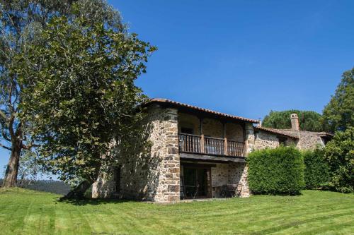 Casa de Aldea Casa de Rubio — 4-Star Luxury Hotel in Linares, Spain