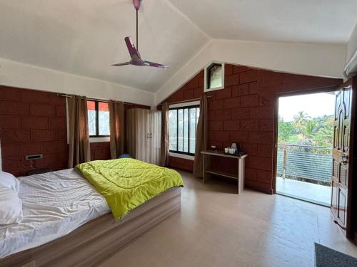 Coastal Breeze Resort — Murud — photo 3
