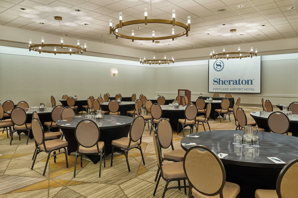 Sheraton Portland Airport Hotel - photo 23