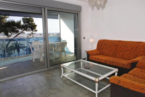 AT161 Vistas a la playa piscina y equipamiento completo — 4-Star Luxury Hotel in Torredembarra, Spain