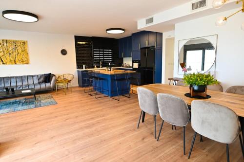 Royal Serenity 2 Luxury Penthouses together — 4-Star Luxury Hotel in Tiberias, Israel