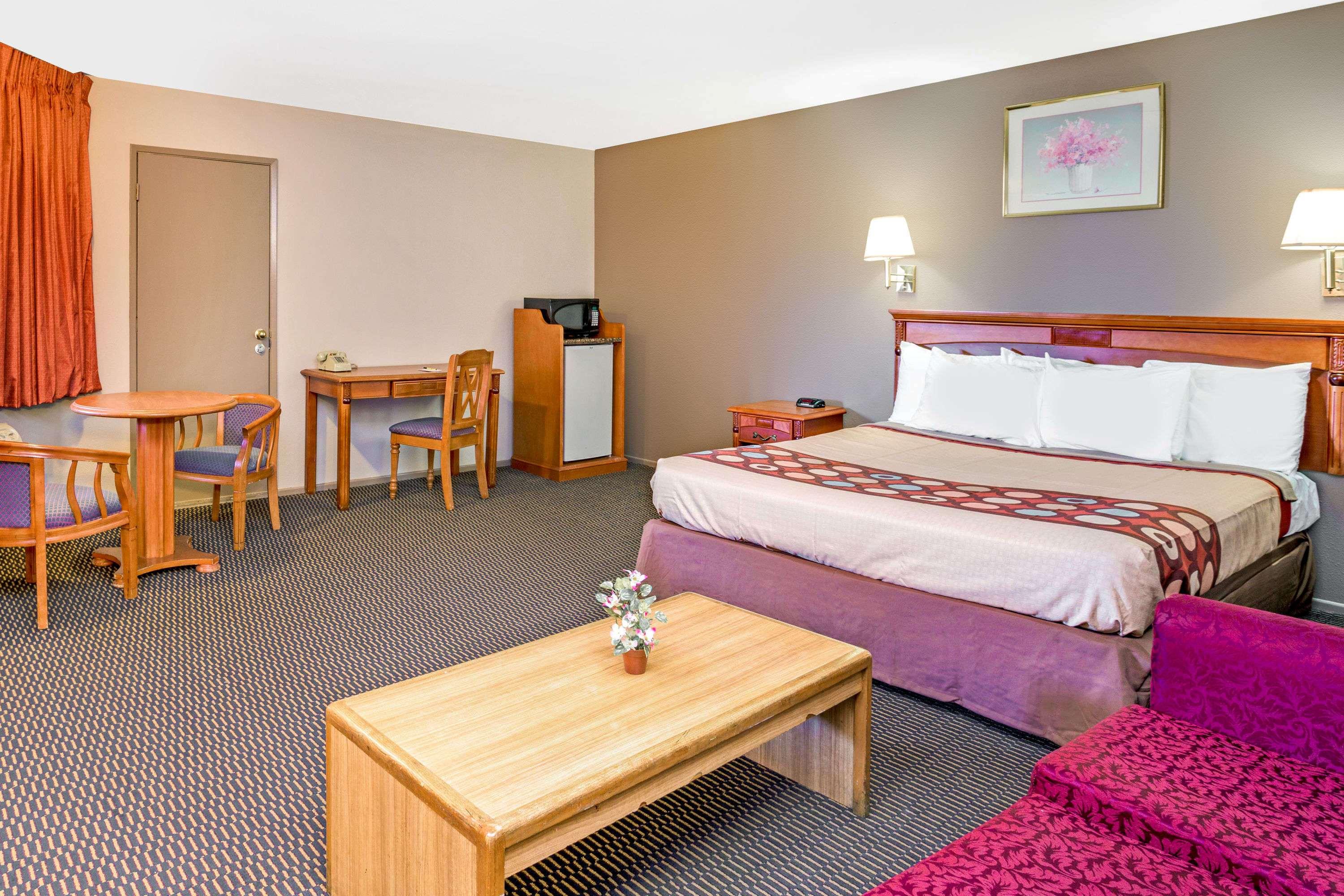 Super 8 by Wyndham Upland Ontario CA - photo 9