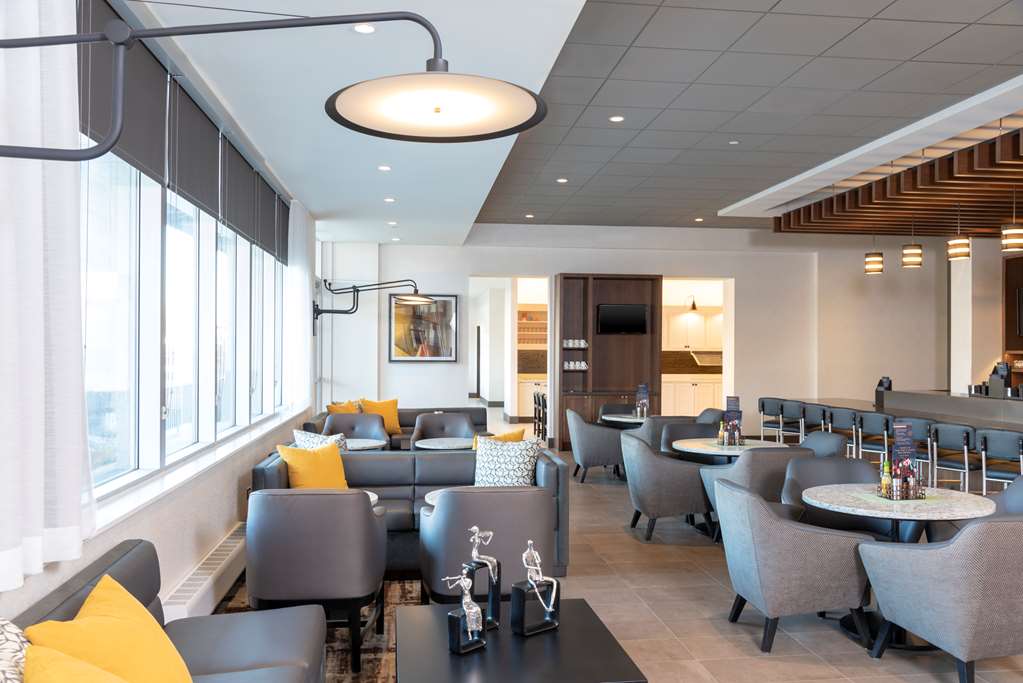 Hyatt Place Detroit Royal Oak - photo 33