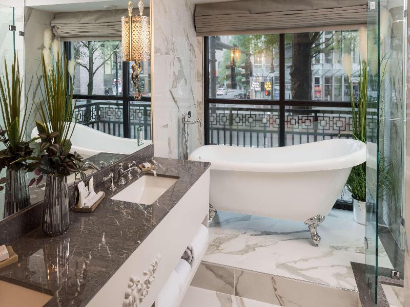 The Ivey's Hotel - photo 22